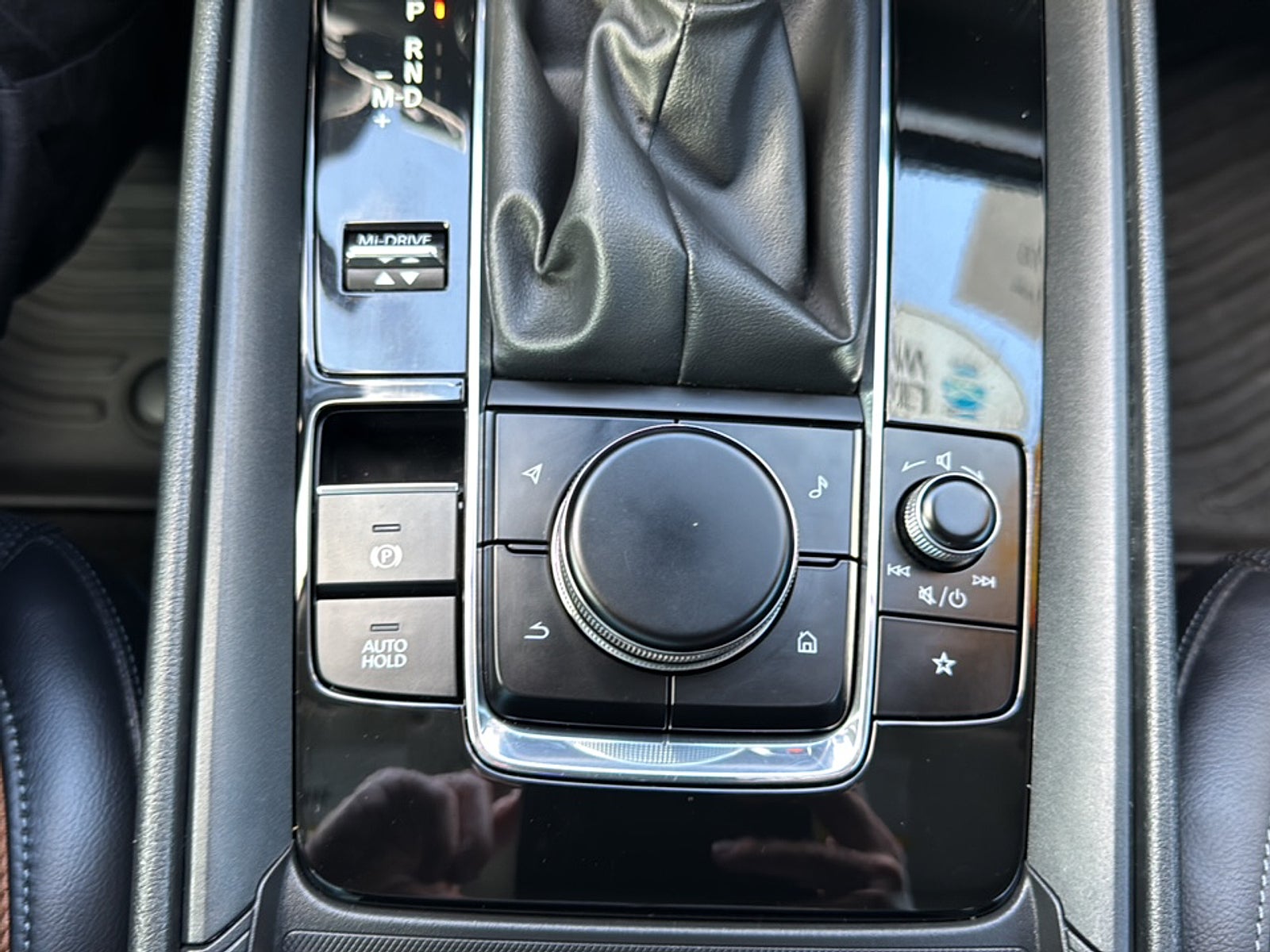 2024 Mazda Mazda CX-50 2.5 S Premium Plus