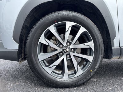 2024 Toyota Corolla Cross XLE