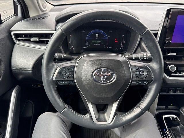 2024 Toyota Corolla Cross XLE