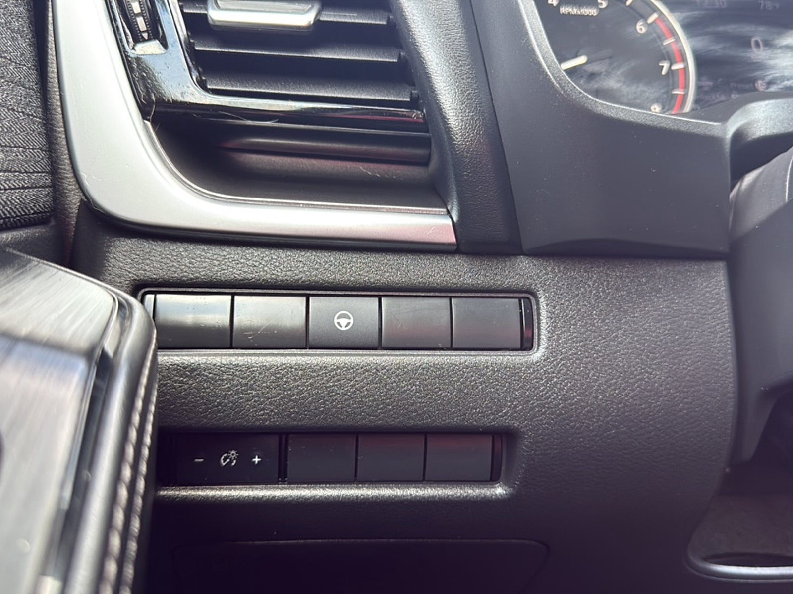 2021 Nissan Rogue SV FWD