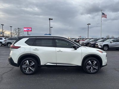 2022 Nissan Rogue SL