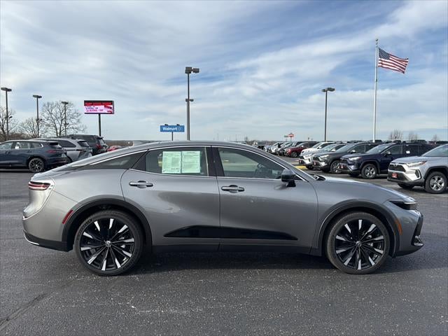 2024 Toyota Crown Platinum