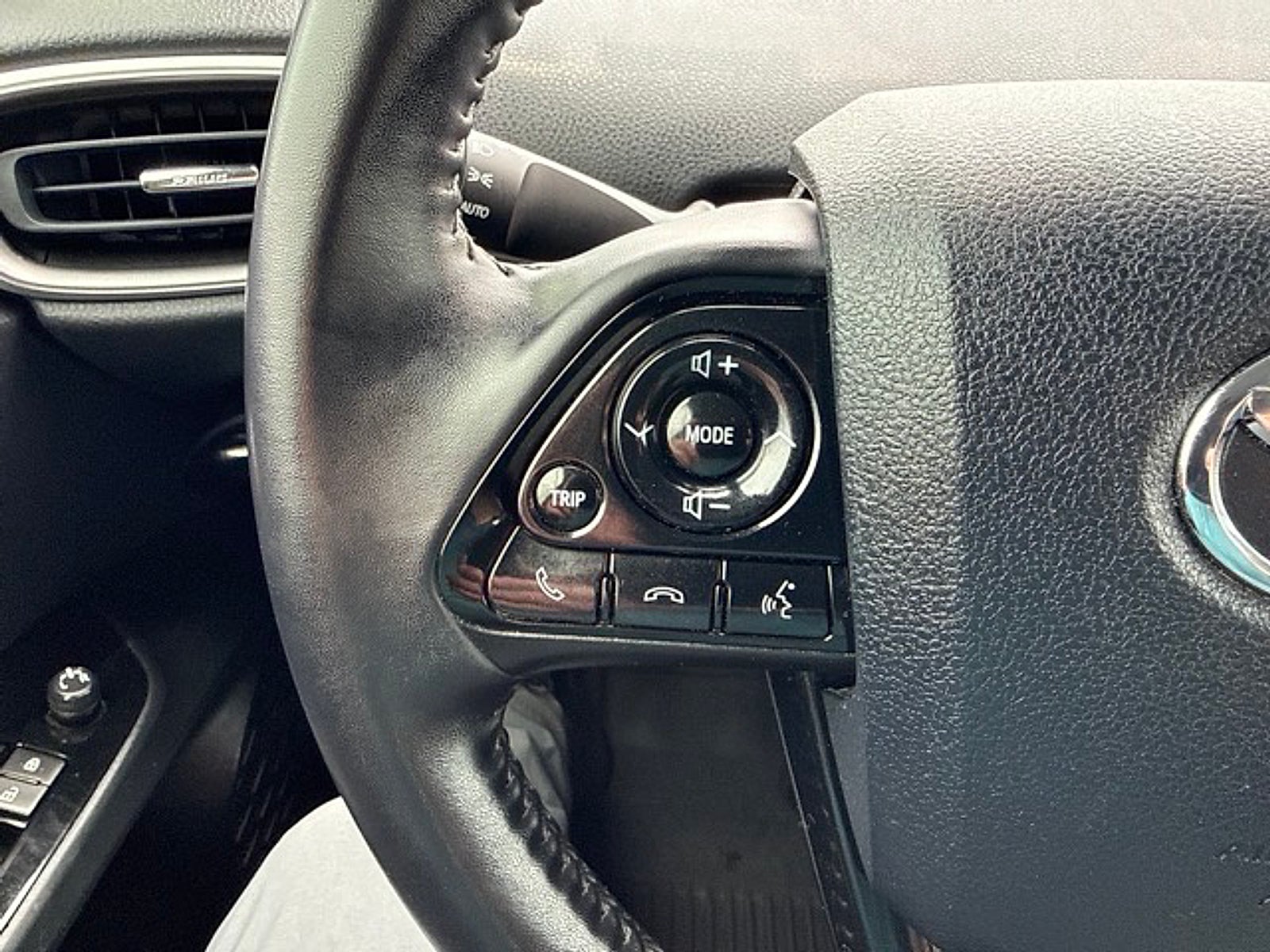 2022 Toyota Prius Prime XLE
