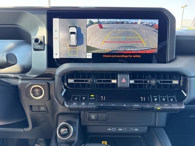 2025 Toyota Land Cruiser 4WD (Natl)