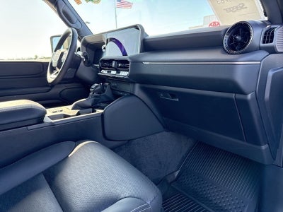 2025 Toyota Land Cruiser 4WD (Natl)