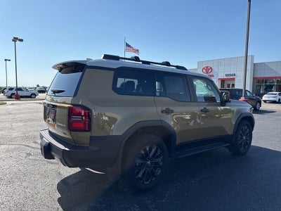 2025 Toyota Land Cruiser 4WD (Natl)
