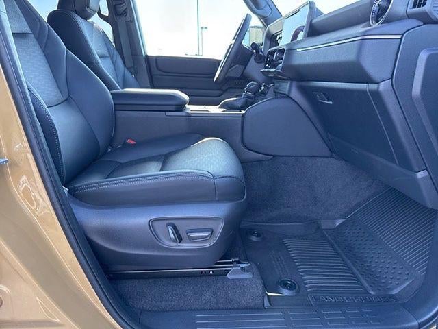 2025 Toyota Land Cruiser 4WD (Natl)