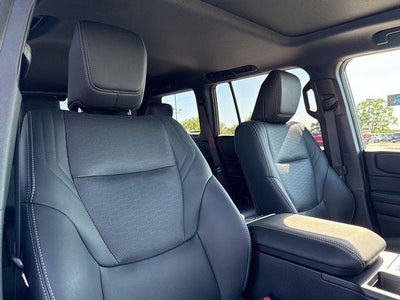 2025 Toyota Land Cruiser 4WD (Natl)