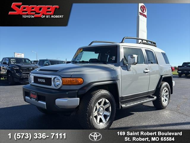2014 Toyota FJ Cruiser 4WD 4dr Auto (Natl)