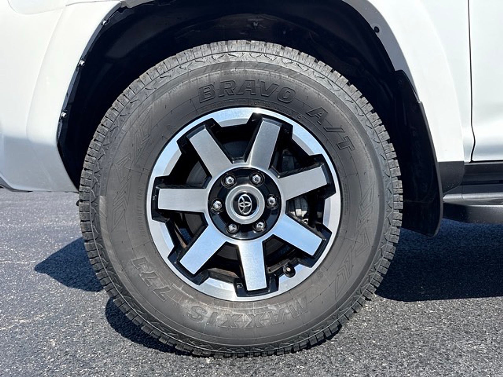 2024 Toyota 4Runner TRD Off Road