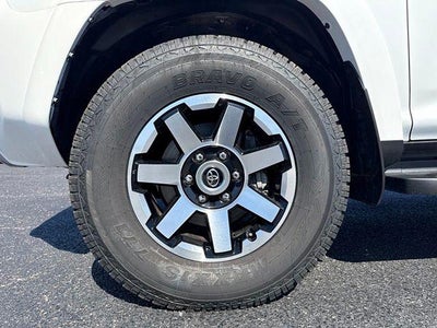 2024 Toyota 4Runner TRD Off Road