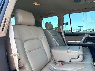 2008 Toyota Land Cruiser V8