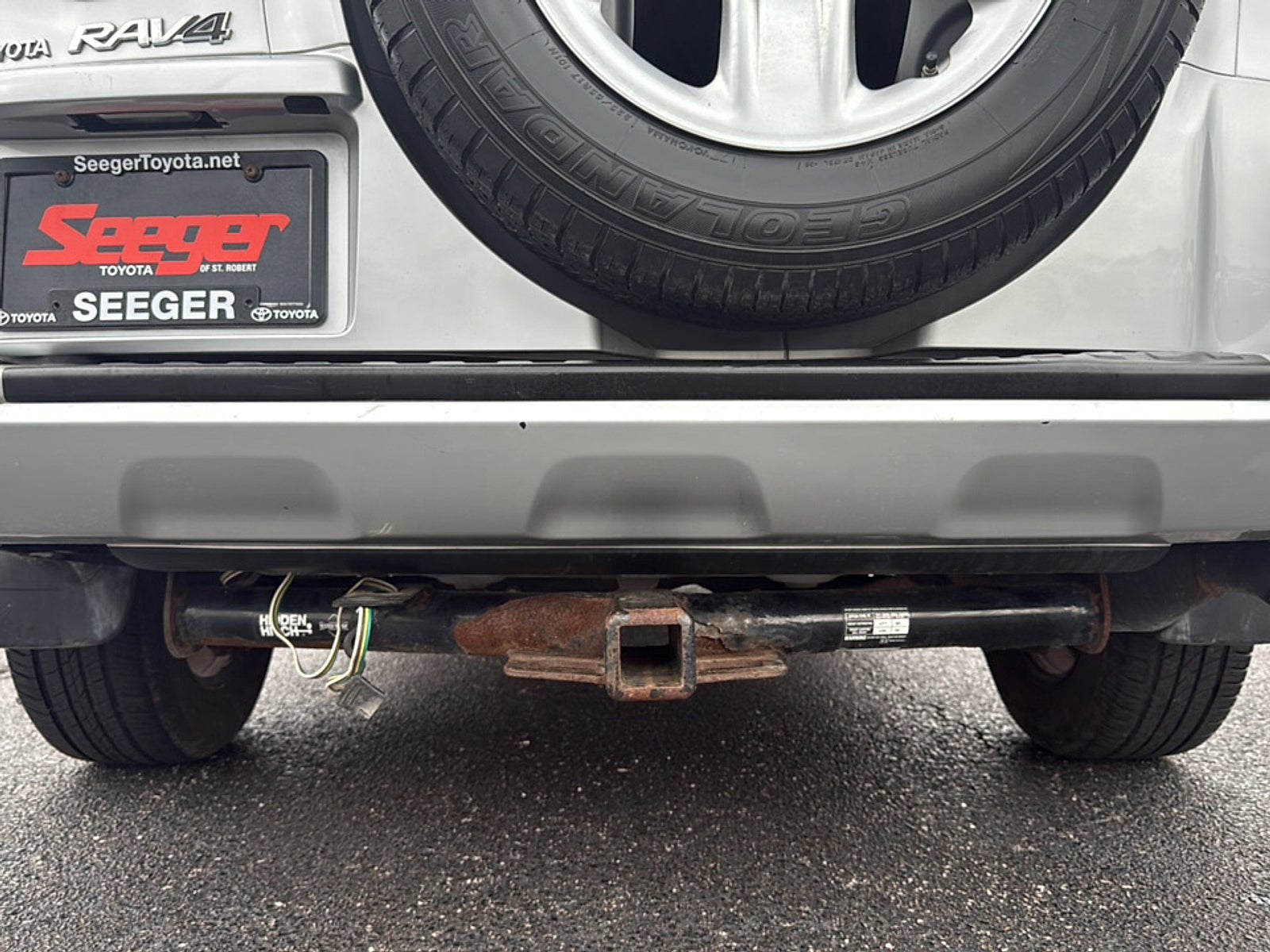 2010 Toyota RAV4 FWD 4dr 4-cyl 4-Spd AT (Natl)
