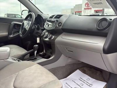 2010 Toyota RAV4 FWD 4dr 4-cyl 4-Spd AT (Natl)