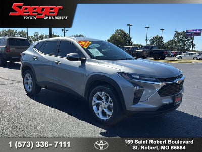 2025 Chevrolet Trax LS