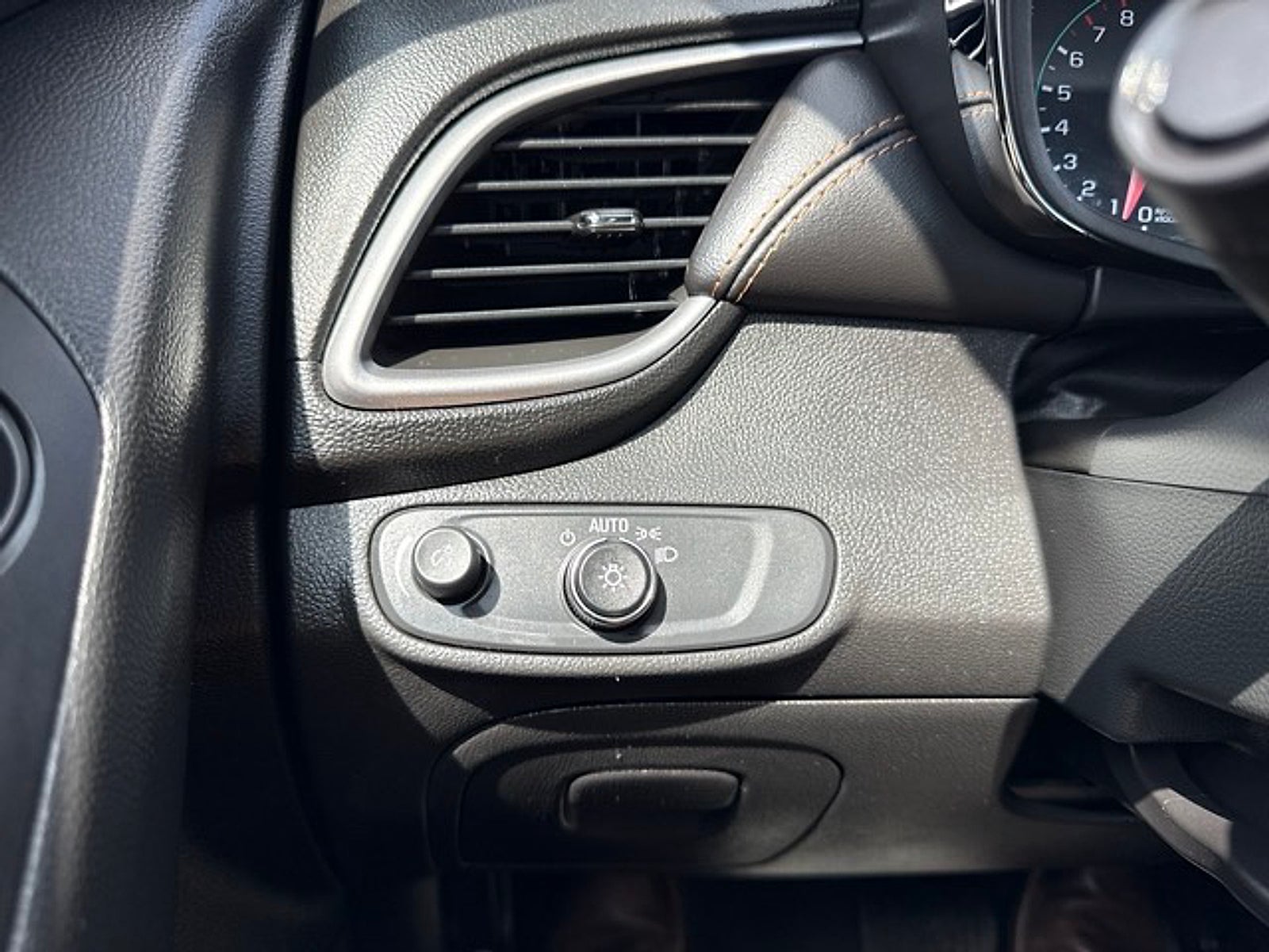 2020 Chevrolet Trax AWD LT