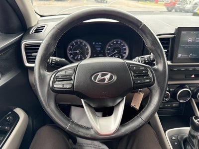 2022 Hyundai Venue SEL