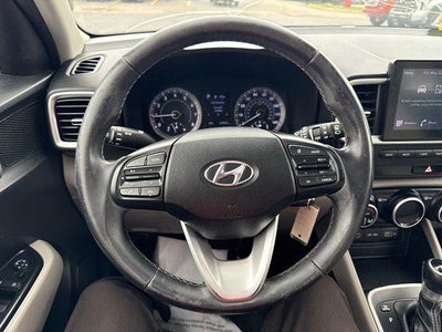 2022 Hyundai Venue SEL