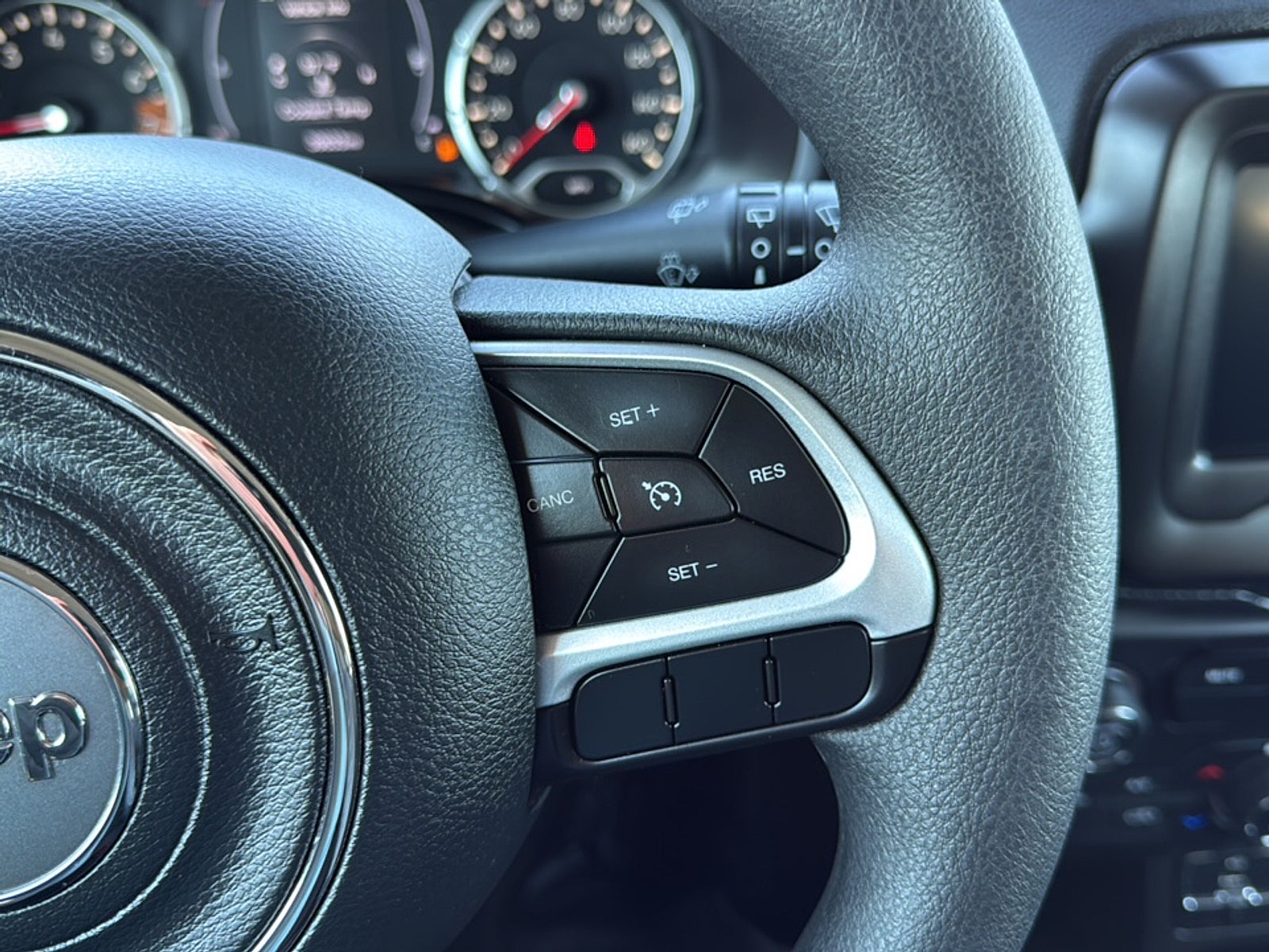 2021 Jeep Renegade Jeepster FWD