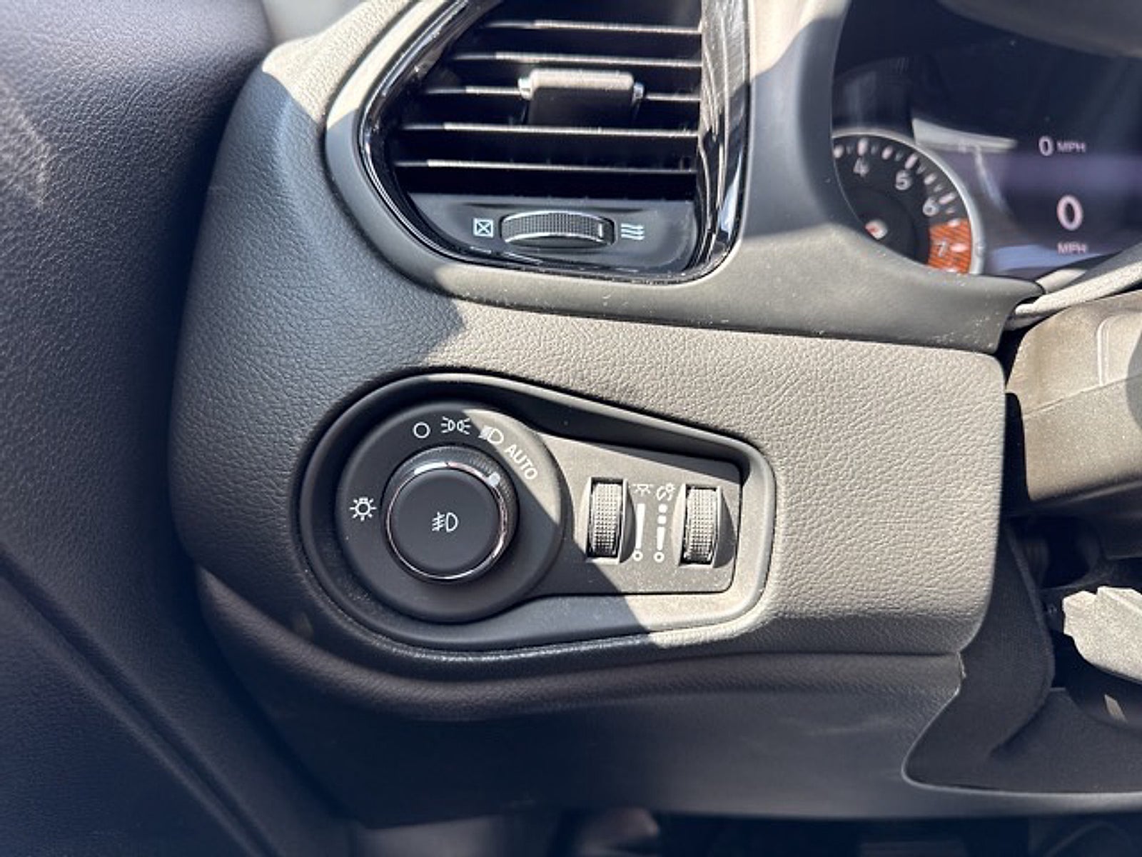 2023 Jeep Renegade Altitude 4x4