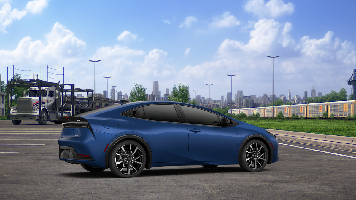 2027 Toyota Prius Plug-in Hybrid XSE