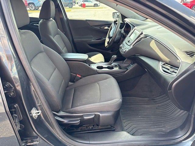 2017 Chevrolet Malibu LT 1LT