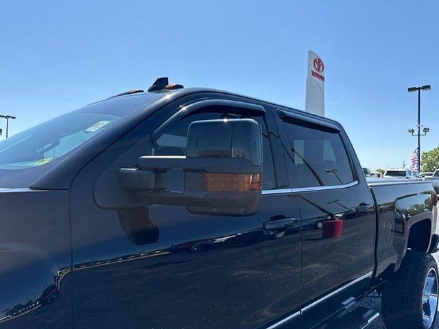 2017 Chevrolet Silverado High Country