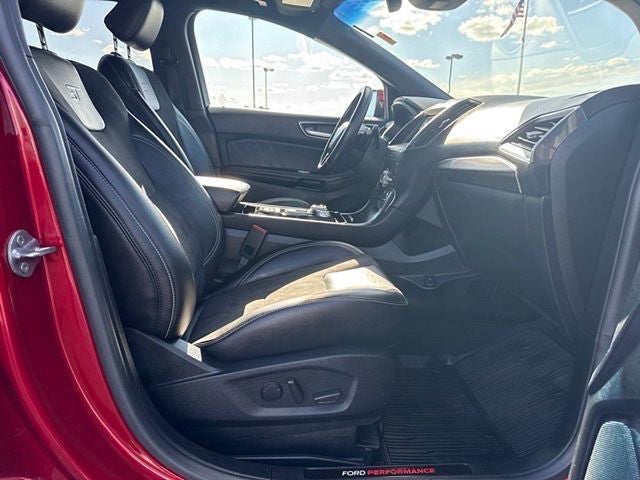 2020 Ford Edge ST