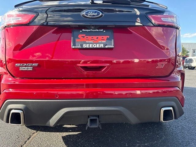 2020 Ford Edge ST