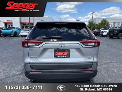 2022 Toyota RAV4 XLE