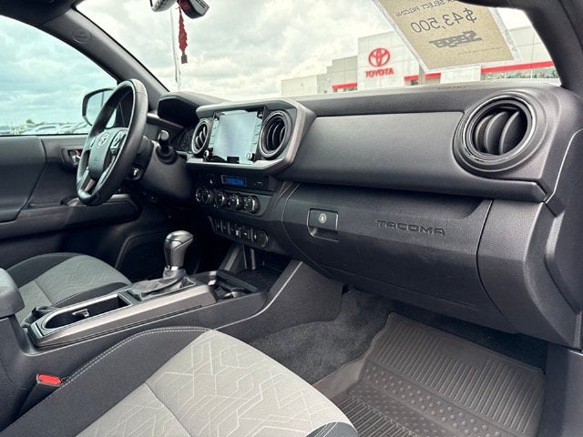 2023 Toyota Tacoma TRD Sport V6