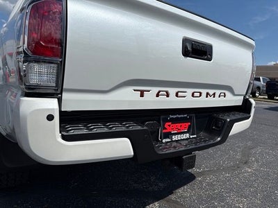 2022 Toyota Tacoma Limited V6