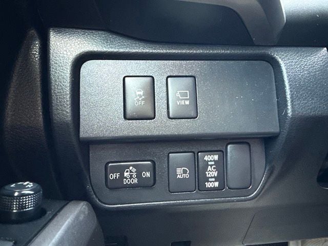 2022 Toyota Tacoma Limited V6