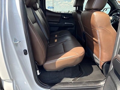 2022 Toyota Tacoma Limited V6