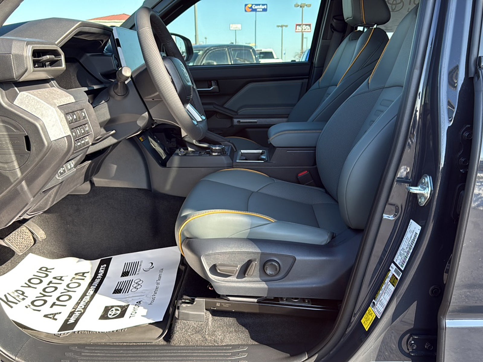 2025 Toyota Tacoma i-FORCE MAX Trailhunter