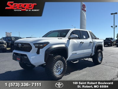 2025 Toyota Tacoma i-FORCE MAX TRD Off-Road i-FORCE MAX