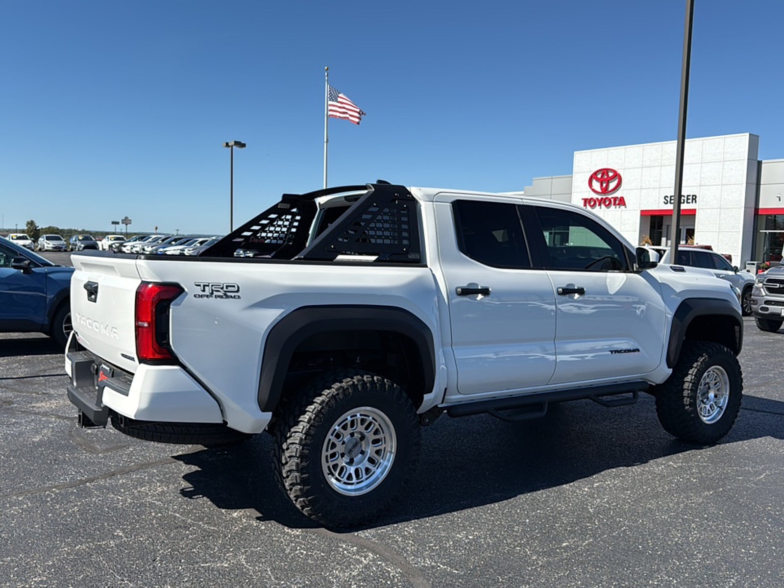 2025 Toyota Tacoma i-FORCE MAX TRD Off-Road i-FORCE MAX