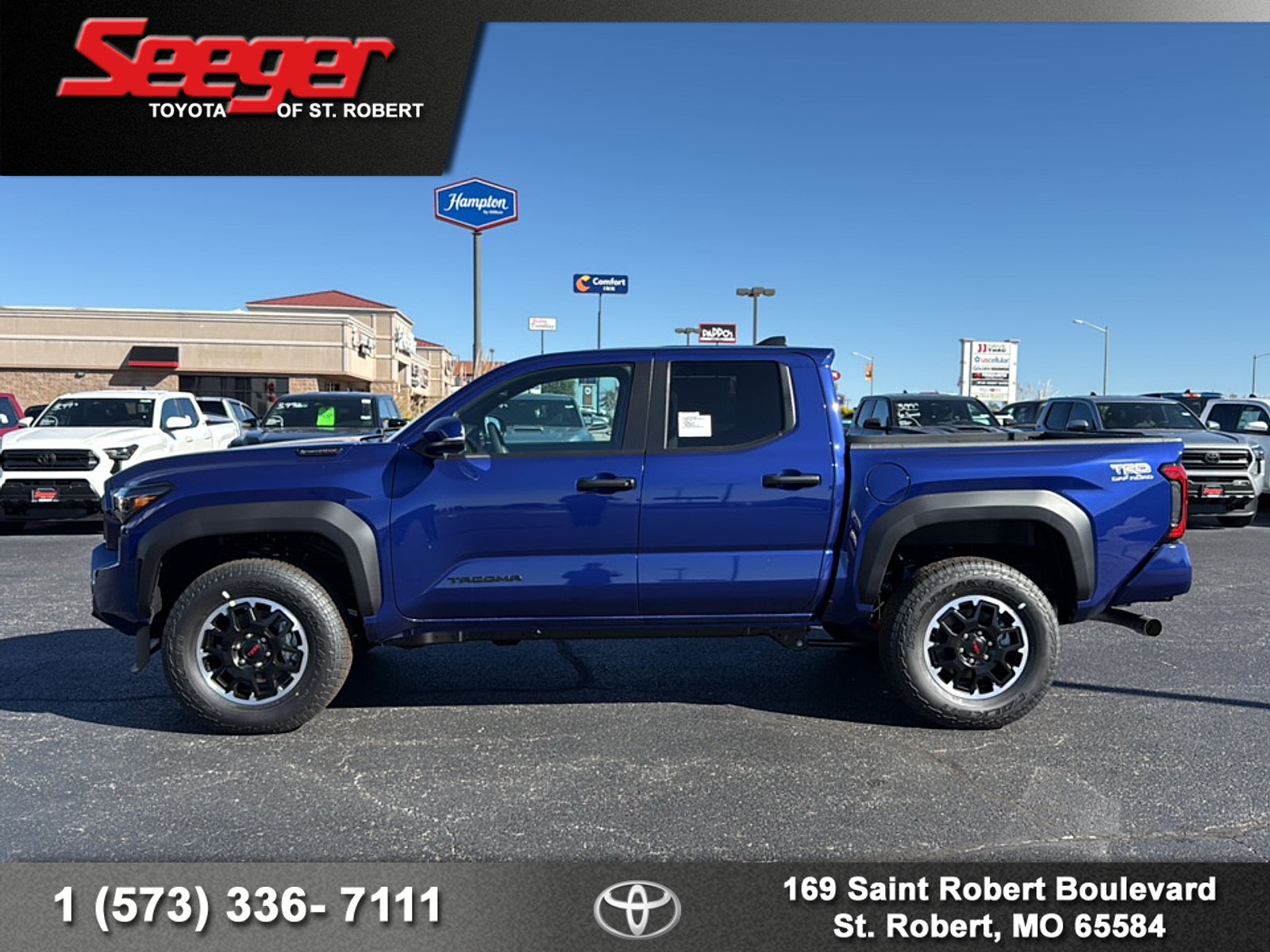 2025 Toyota Tacoma i-FORCE MAX TRD Off-Road i-FORCE MAX