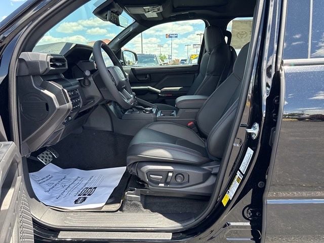 2026 Toyota Tacoma i-FORCE MAX TRD Pro
