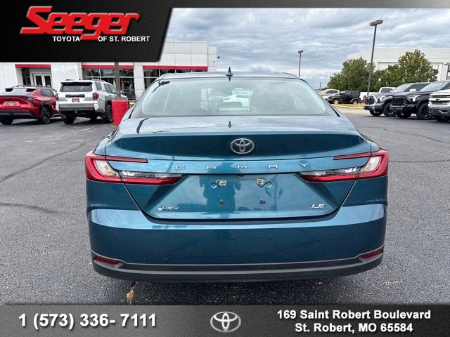 2025 Toyota Camry LE