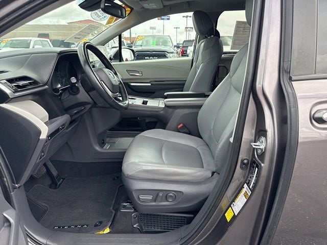 2021 Toyota SIENNA XLE AWD XLE 7 Passenger