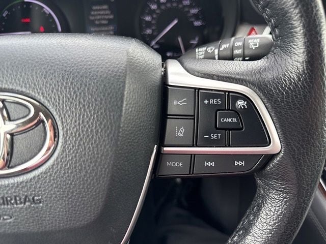 2021 Toyota SIENNA XLE AWD XLE 7 Passenger
