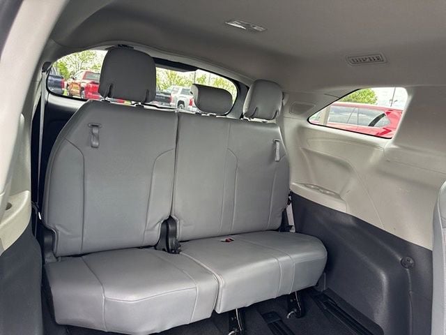 2021 Toyota SIENNA XLE AWD XLE 7 Passenger