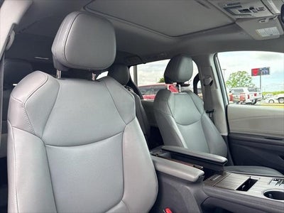 2021 Toyota SIENNA XLE AWD XLE 7 Passenger
