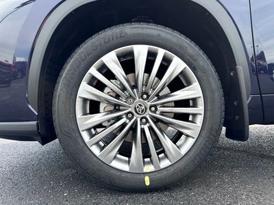 2026 Toyota Highlander Platinum