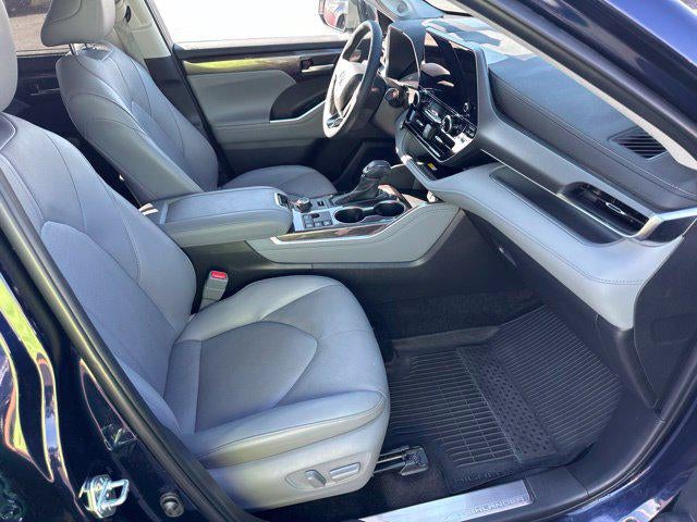 2025 Toyota Highlander Limited