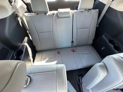 2025 Toyota Highlander Limited