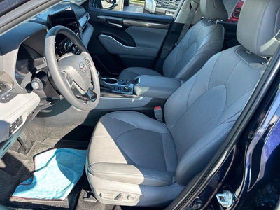 2025 Toyota Highlander Limited