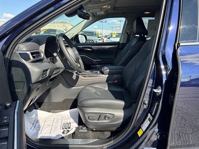 2026 Toyota Highlander Platinum