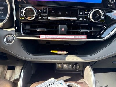 2026 Toyota Highlander Platinum